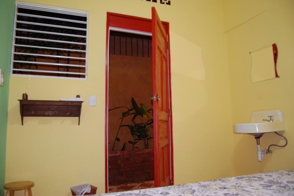 La Choza Guesthouse Santo Domingo Dış mekan fotoğraf